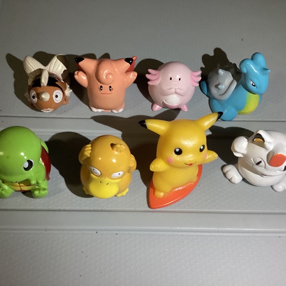 8 Vintage Pokemon Toys Pikachu,squirtle,lapras,meowth,psyduck,Clefable,Chansey a - Picture 1 of 16